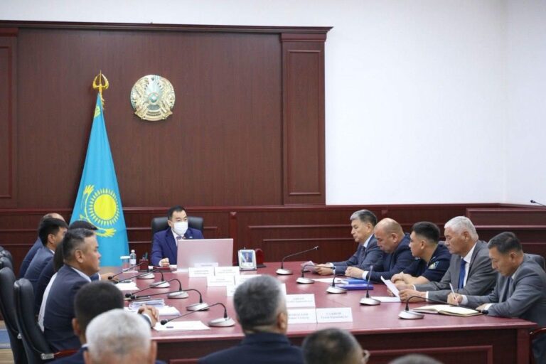 ЖАҢАДАН САЙЛАНҒАН АҚҚЫР АУЫЛЫНЫҢ ӘКІМІ ТАНЫСТЫРЫЛДЫ