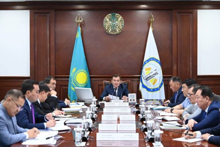 АВТОКӨЛІК ЖАСАУ САЛАСЫН ДАМЫТУ МӘСЕЛЕЛЕРІ ТАЛҚЫЛАНДЫ