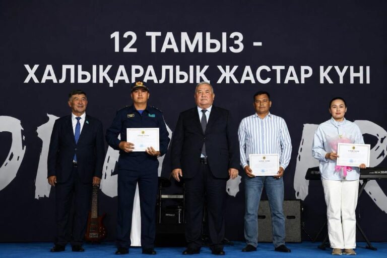 АРАЛ АСПАНЫНДА ЖАСТАРДЫҢ ЖАЛЫНДЫ ҮНІ