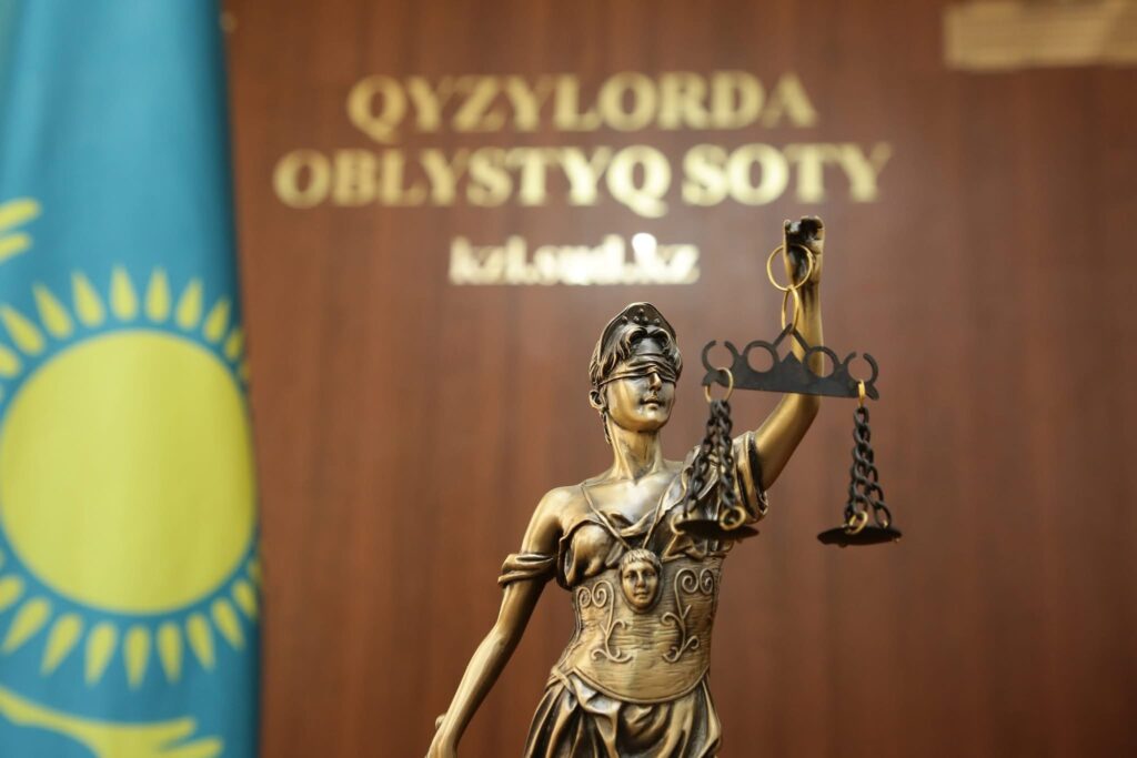 АЛИМЕНТТЕН ЖАЛТАРҒАН ҚАМАЛАДЫ